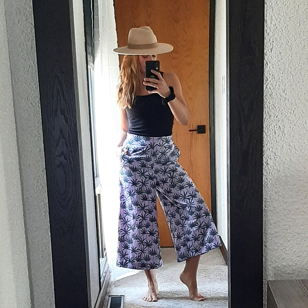 ICŌNE Wide Leg Palm Print Pants, Size Small
